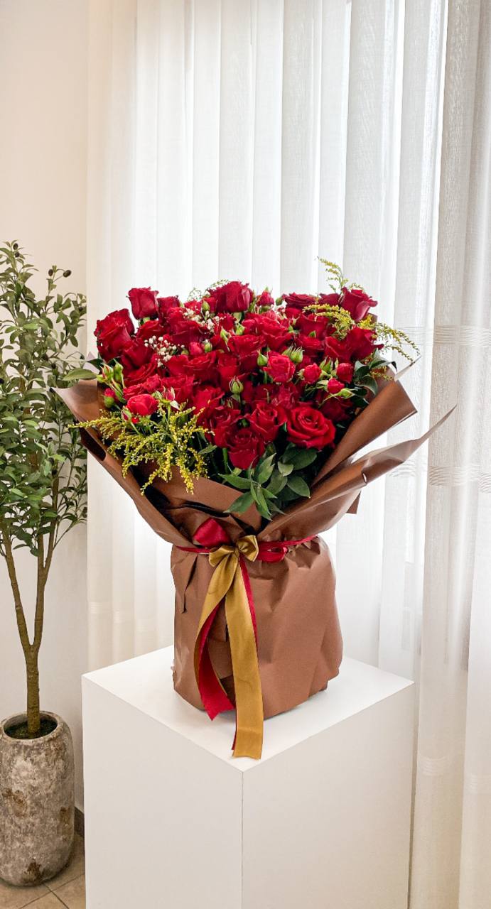 أناقة حمراء — ذكرى، طرابلس